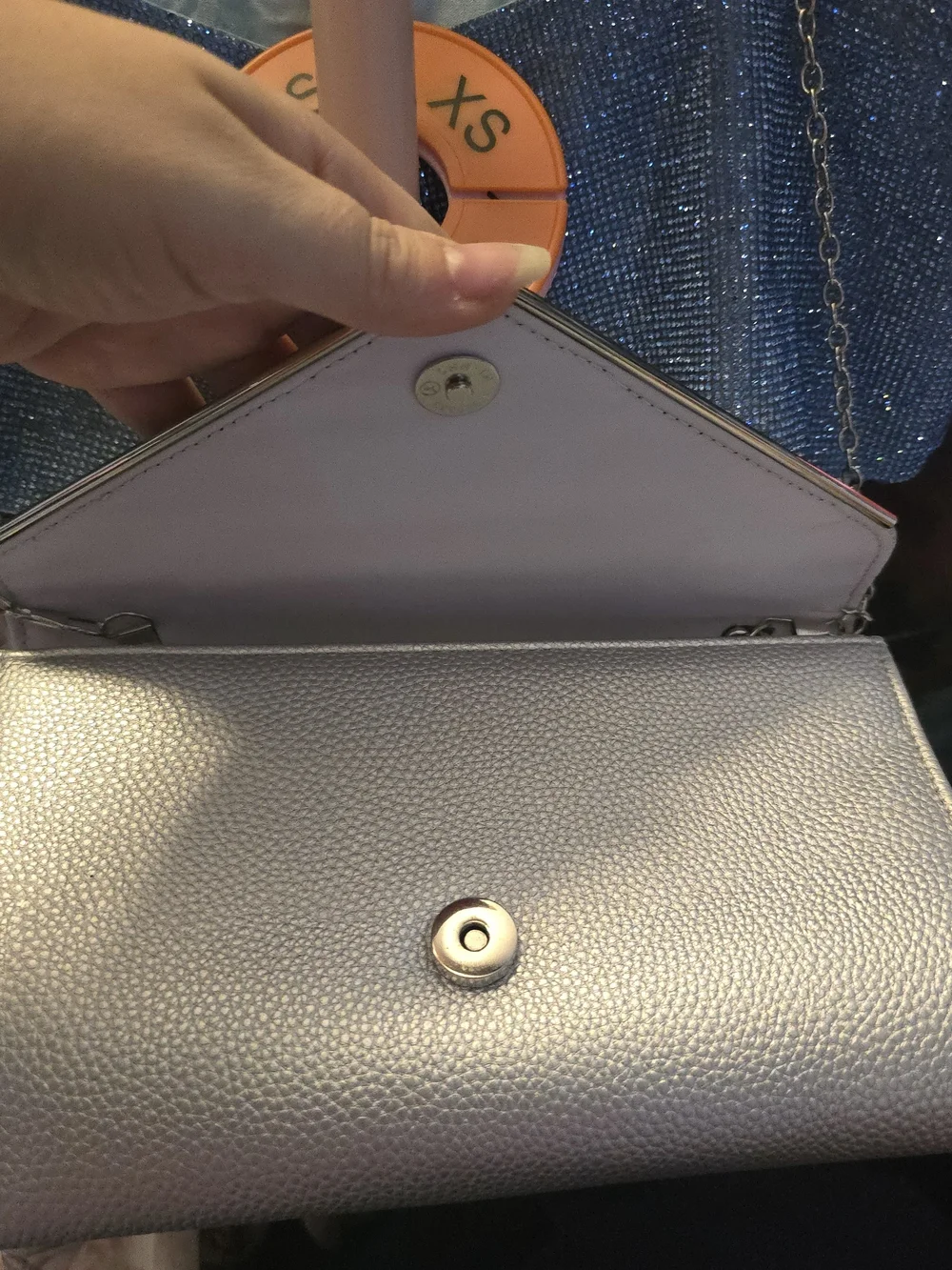 N/A stylish metallic